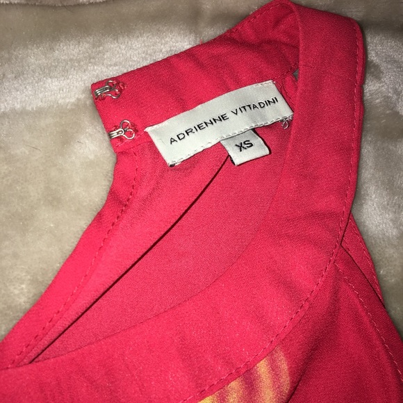 Halter top - Picture 2 of 2